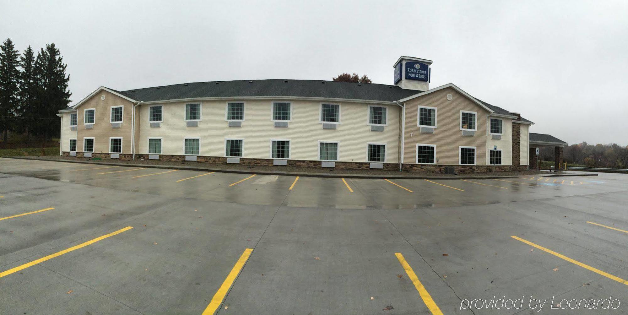 Cobblestone Hotel & Suites - Punxsutawney Exterior foto